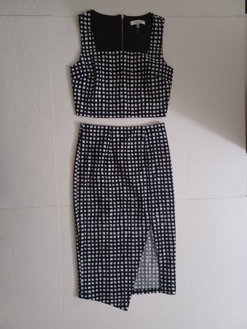 LUCY PARIS TWO PIECE SKIRT SET SQUARE GEOMETRIC PATTERN BLUE WHITE BLACK SIZE XS
